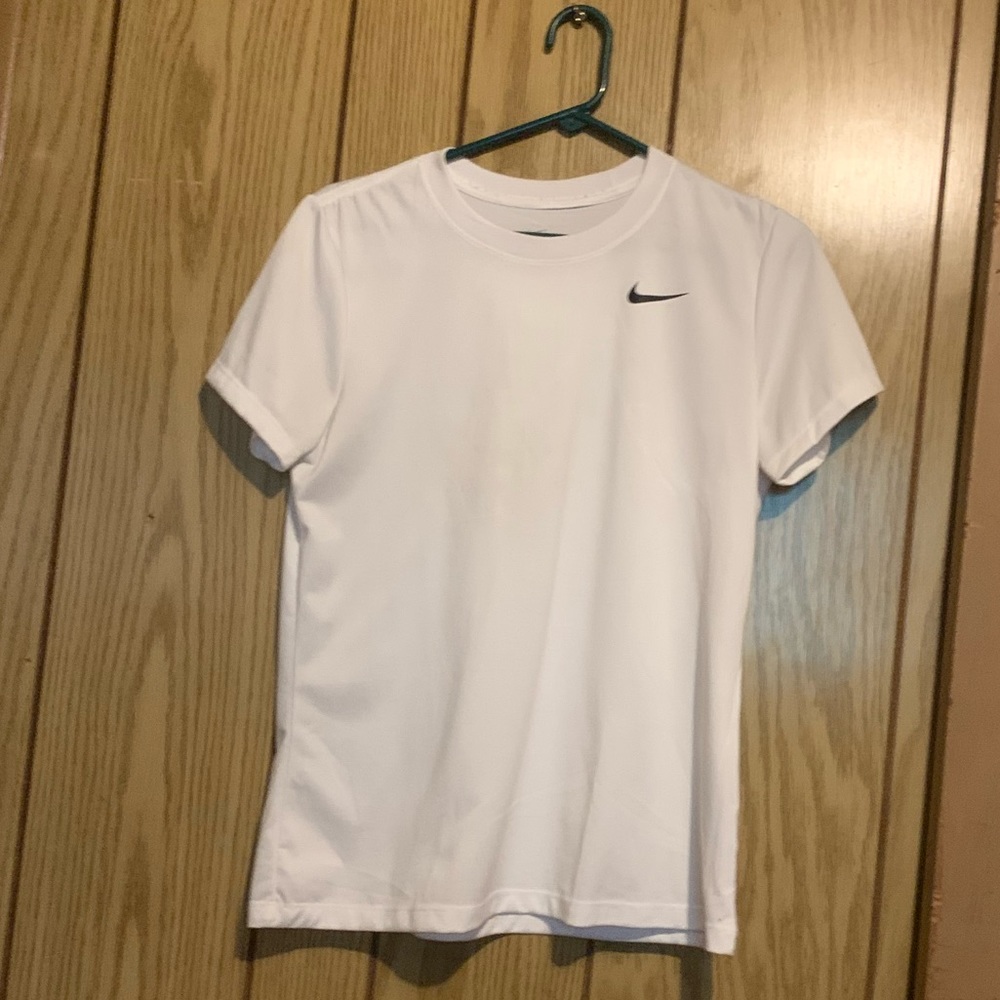 Women’s Nike Shirt